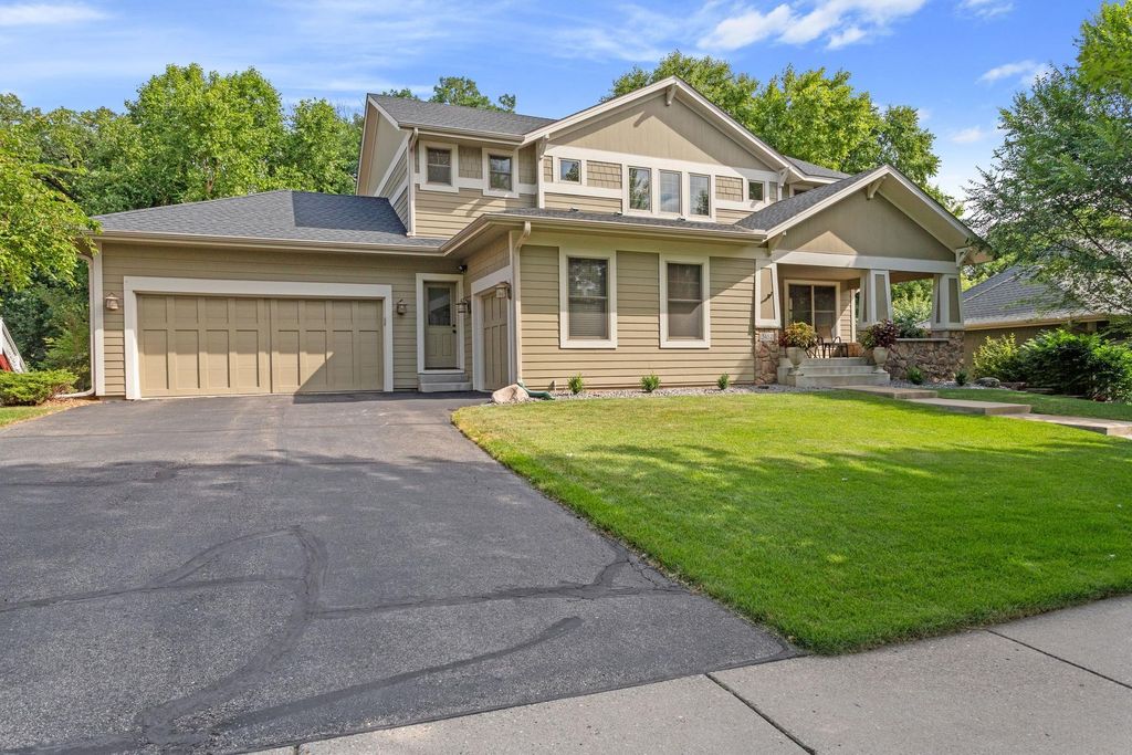 3457 Couchtown Path, Rosemount, MN 55068