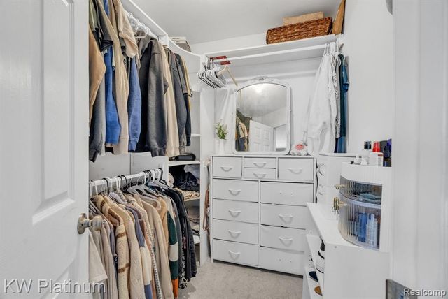 51963 Kings Pointe Drive, New Baltimore, MI 48047