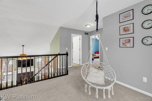 51963 Kings Pointe Drive, New Baltimore, MI 48047