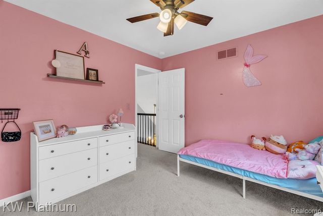 51963 Kings Pointe Drive, New Baltimore, MI 48047