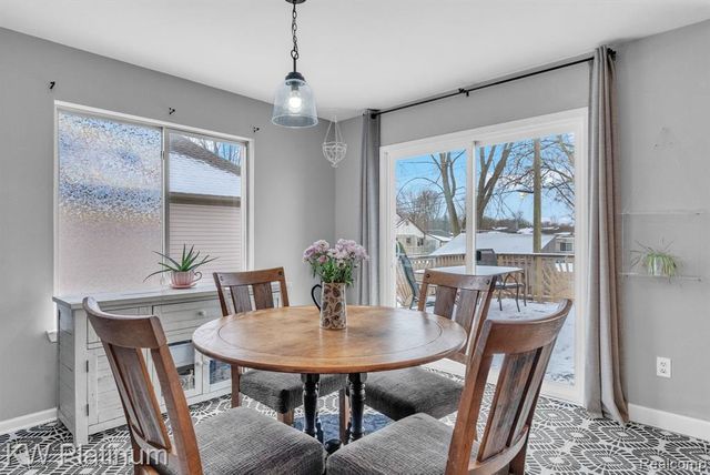 51963 Kings Pointe Drive, New Baltimore, MI 48047