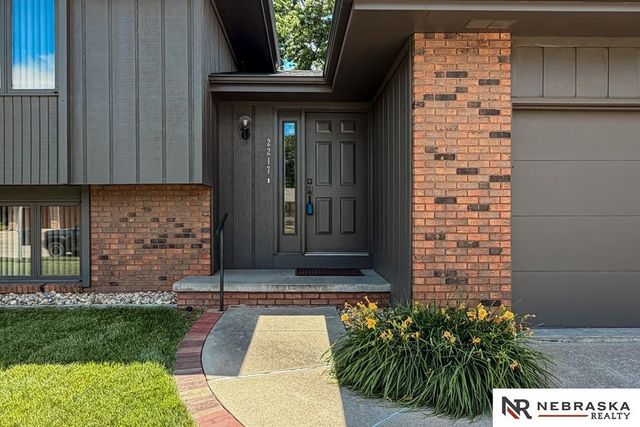 2217 Gaeth Avenue, Fremont, NE 68025