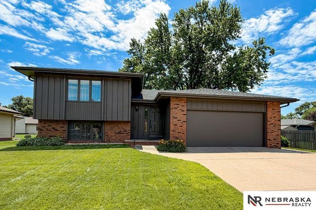 2217 Gaeth Avenue, Fremont, NE 68025