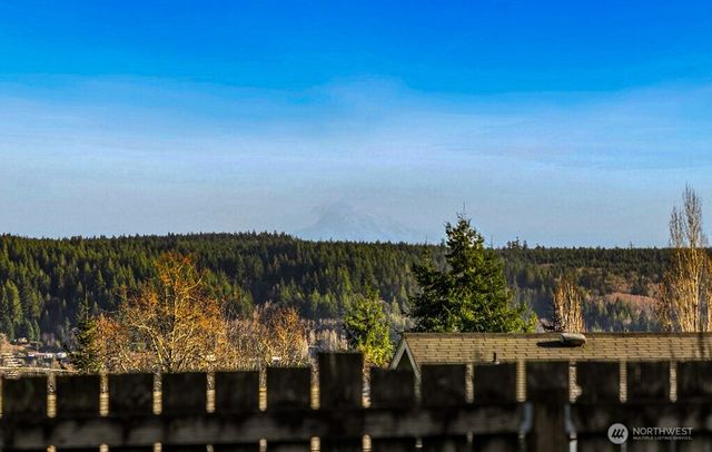 111 NE Santa Maria Lane, Belfair, WA 98528