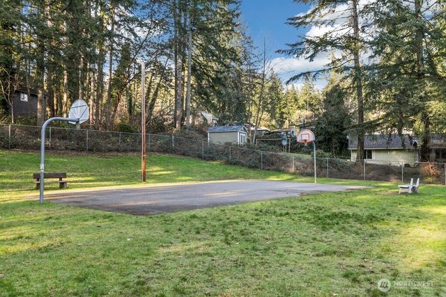 111 NE Santa Maria Lane, Belfair, WA 98528