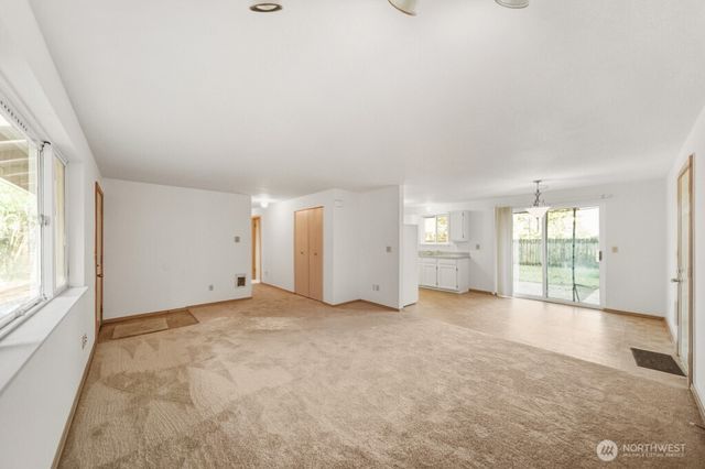 111 NE Santa Maria Lane, Belfair, WA 98528