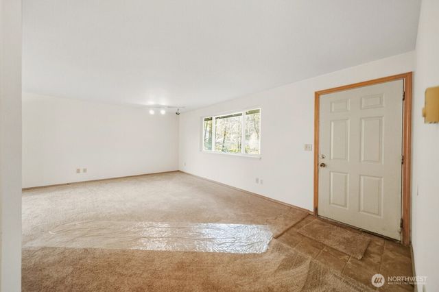 111 NE Santa Maria Lane, Belfair, WA 98528