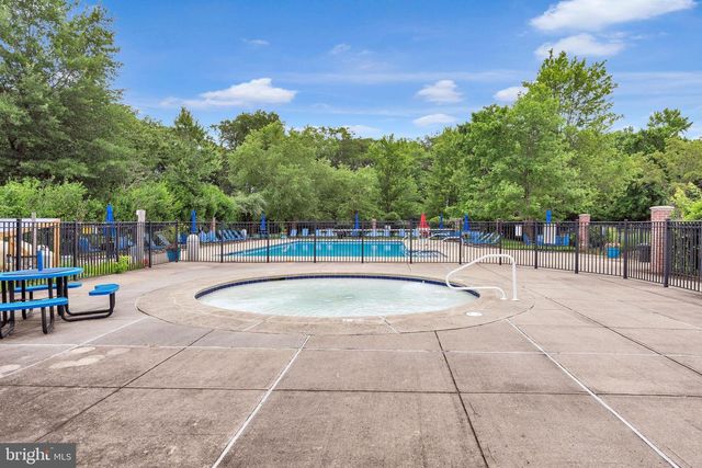 1 CARDIFF CT, Princeton Junction, NJ 08550