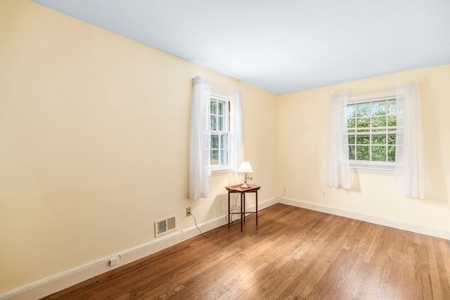 86 Union Street, Hamilton, MA 01982