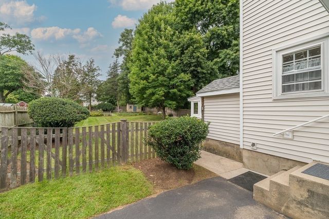 86 Union Street, Hamilton, MA 01982