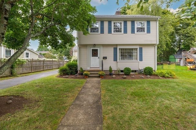 86 Union Street, Hamilton, MA 01982