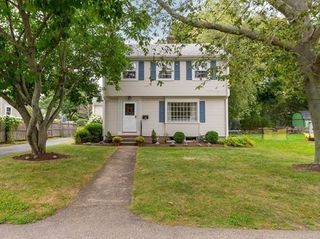 86 Union Street, Hamilton, MA 01982