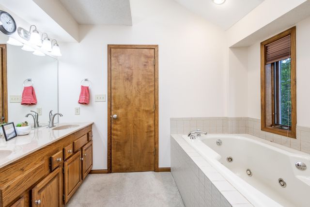 3711 LANSING AVE, Columbia, MO 65201