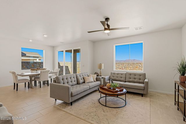 2074 Meteor Street, Las Cruces, NM 88012