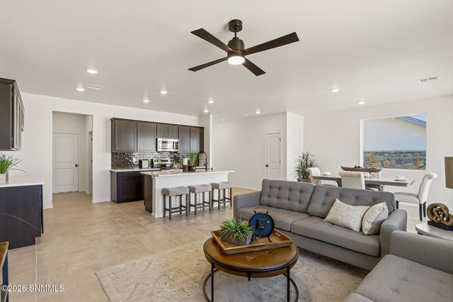 2074 Meteor Street, Las Cruces, NM 88012