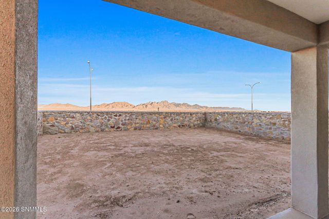 2074 Meteor Street, Las Cruces, NM 88012