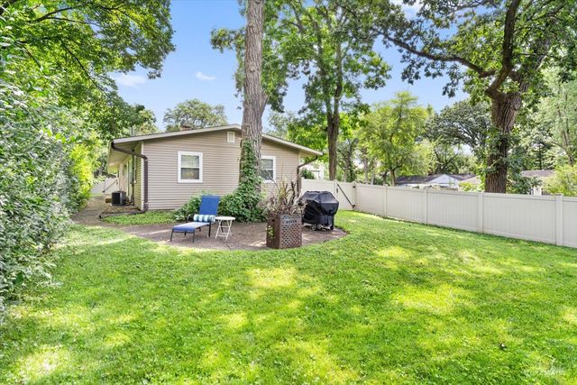 478 W Shady Lane Road, Palatine, IL 60074