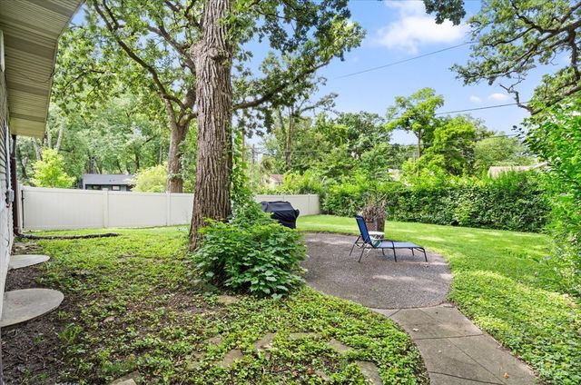 478 W Shady Lane Road, Palatine, IL 60074