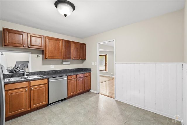 478 W Shady Lane Road, Palatine, IL 60074