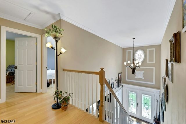 12 Burbank St, Fair Lawn Boro, NJ 07410