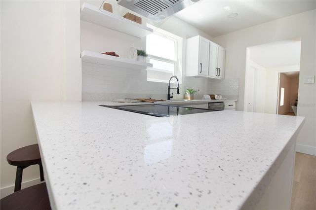 3459 8TH AVENUE N, St Petersburg, FL 33713
