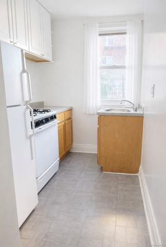 2255 Cruger Ave. 1B, Bronx, NY 10467