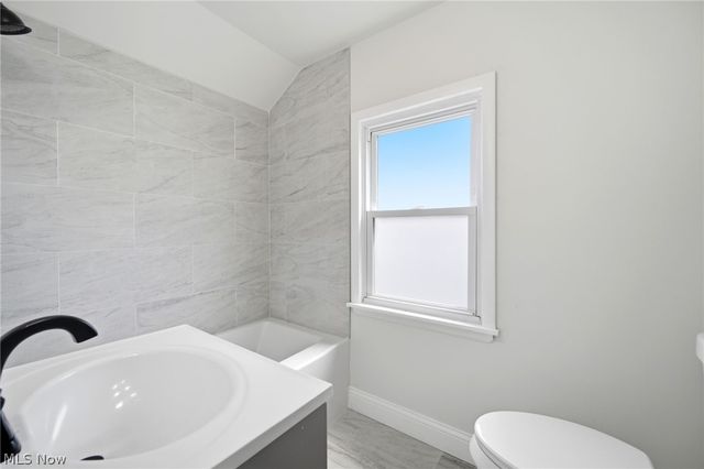 3753 Berkeley Road, Cleveland Heights, OH 44118