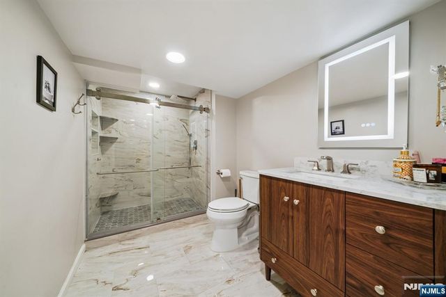 16 Lee Road, Livingston, NJ 07039