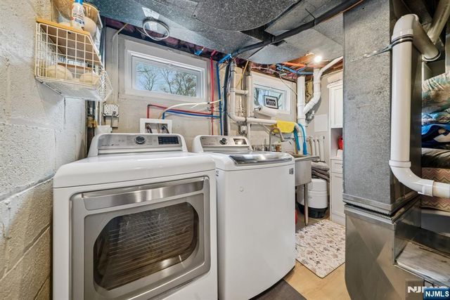 16 Lee Road, Livingston, NJ 07039