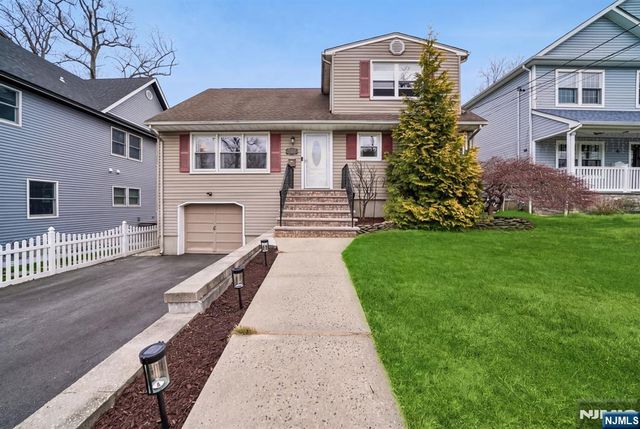 16 Lee Road, Livingston, NJ 07039