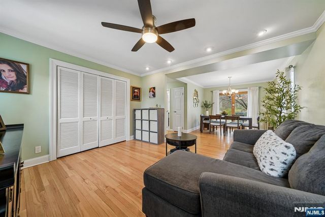 16 Lee Road, Livingston, NJ 07039