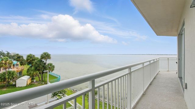 1435 S Harbor City Boulevard 401, Melbourne, FL 32901