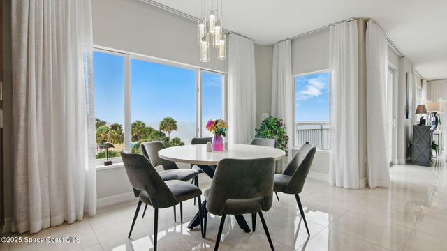 1435 S Harbor City Boulevard 401, Melbourne, FL 32901