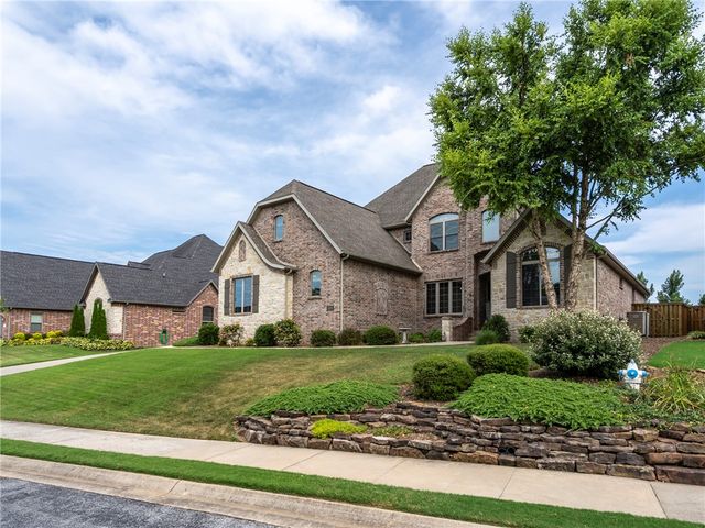 3171 Laurel Circle, Centerton, AR 72719