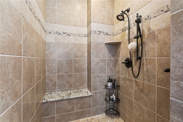 3171 Laurel Circle, Centerton, AR 72719