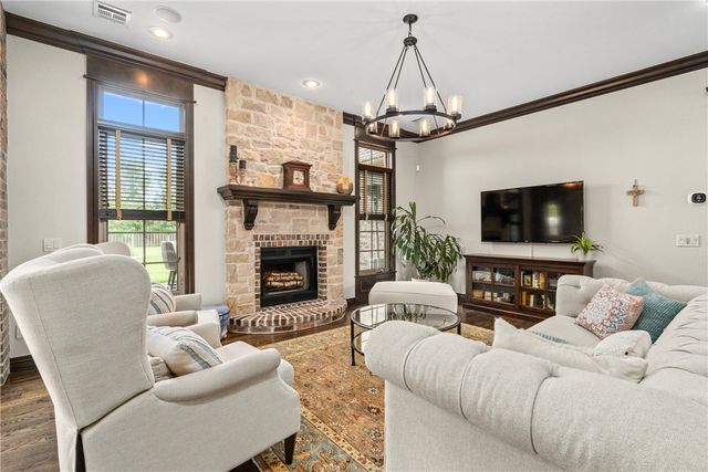3171 Laurel Circle, Centerton, AR 72719