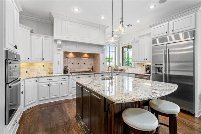 3171 Laurel Circle, Centerton, AR 72719