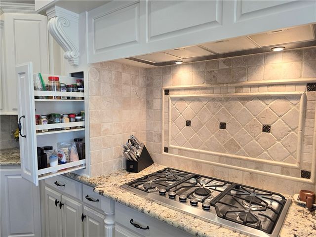3171 Laurel Circle, Centerton, AR 72719
