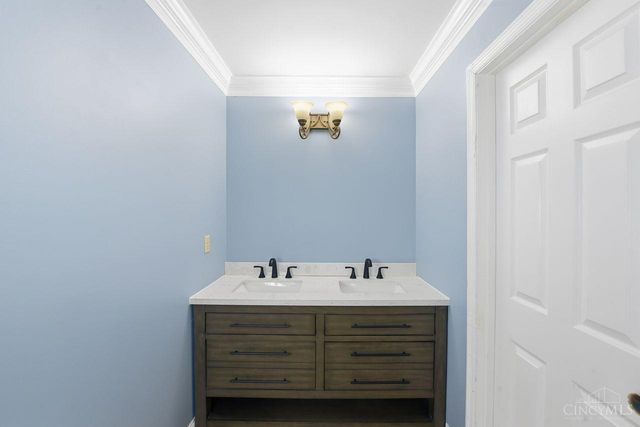 12075 Timberlake Drive, Symmes Twp, OH 45249