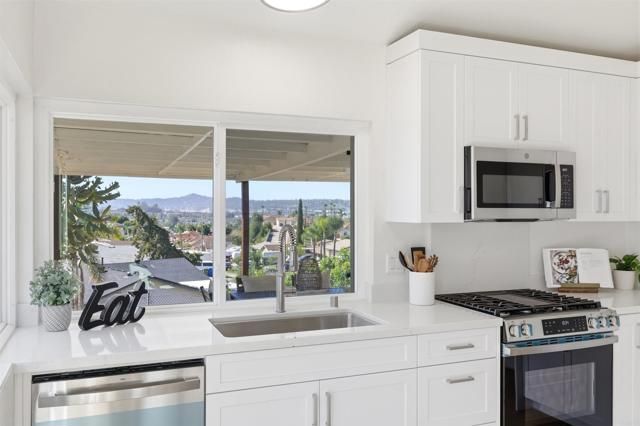 10741 Len Street, Santee, CA 92071