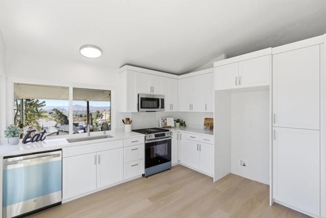 10741 Len Street, Santee, CA 92071