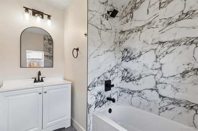 1285 S Irving Street, Denver, CO 80219