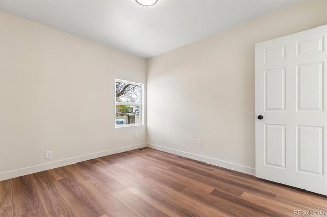 1285 S Irving Street, Denver, CO 80219