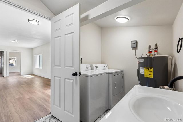 1285 S Irving Street, Denver, CO 80219