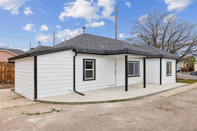 1285 S Irving Street, Denver, CO 80219