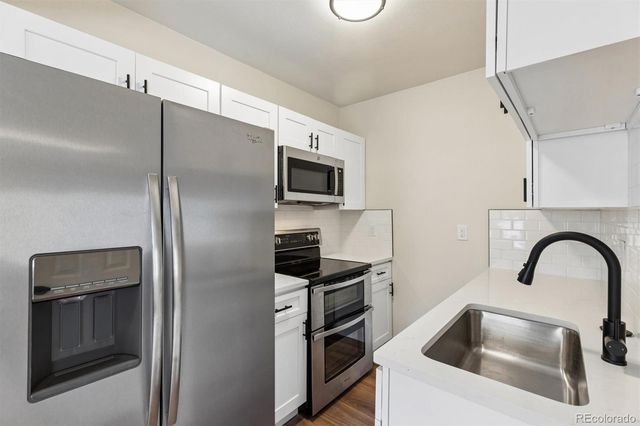 1285 S Irving Street, Denver, CO 80219