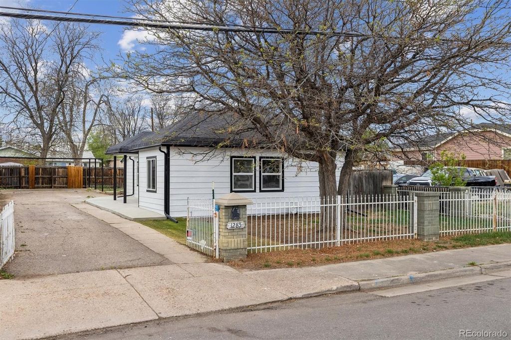 1285 S Irving Street, Denver, CO 80219