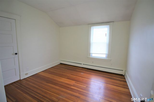 19 Nesbit Avenue 3rd Floor, West Hartford, CT 06119