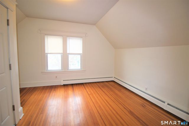 19 Nesbit Avenue 3rd Floor, West Hartford, CT 06119