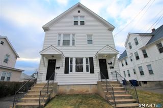19 Nesbit Avenue 3rd Floor, West Hartford, CT 06119